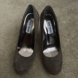 Steve Madden Grey Heels